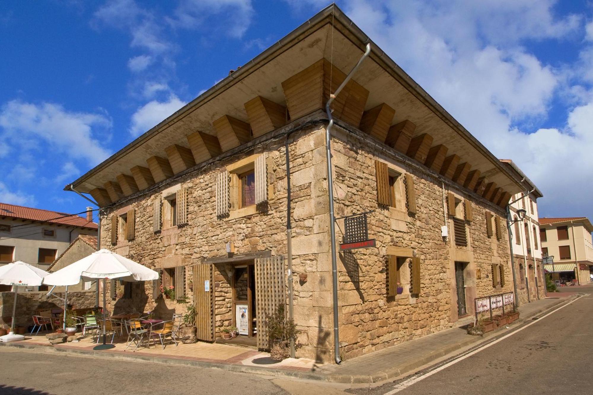 Hotel Rural Casa De Las Campanas Salinas De Pisuerga Eksteriør bilde